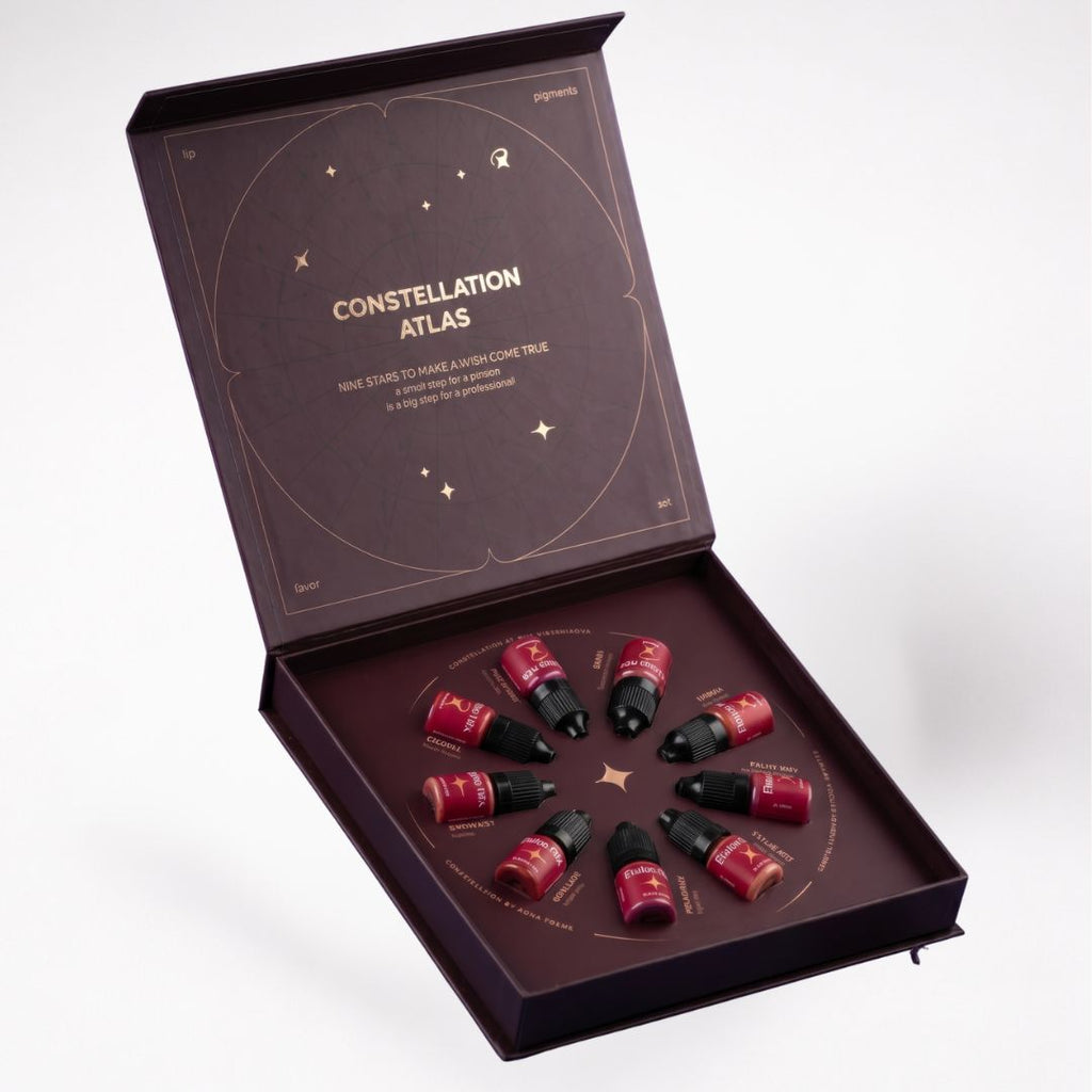 et Etalon Mix Favor Lips con 9 pigmentos profesionales de 5 ml presentado en caja abierta. Colección desarrollada en colaboración con Anna Frank, Darya Reznikova y Viktoria Vedenina.