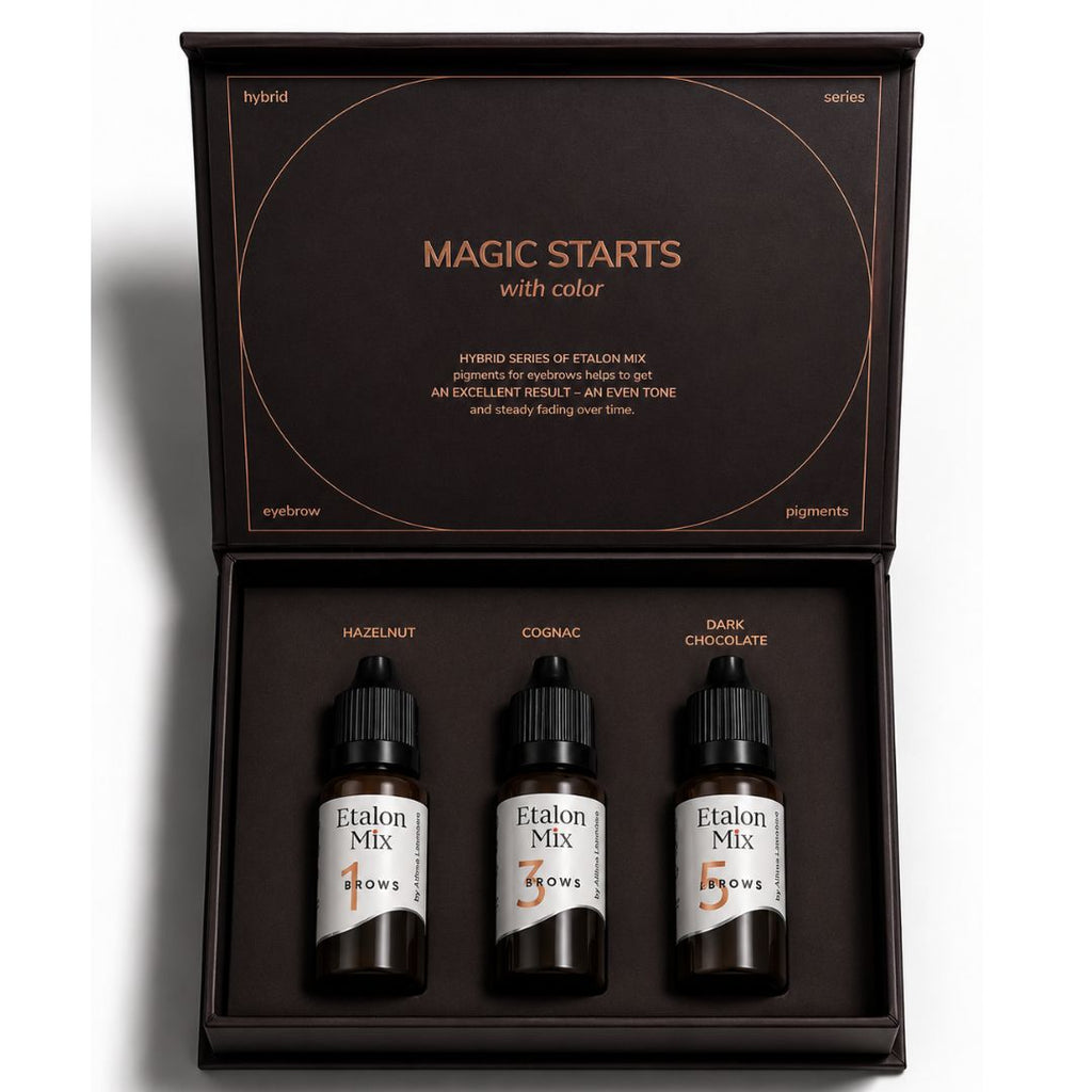 Interior del Etalon Mix Hybrid Line Magic Trio Set con los tres pigmentos híbridos para cejas Hazelnut, Cognac y Dark Chocolate de 15 ml.
