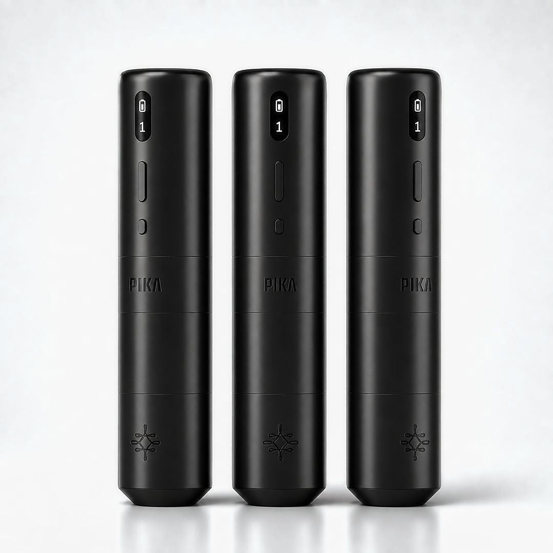 Máquina PMU PIKA Wireless negra para maquillaje permanente y micropigmentación profesional, vista frontal del dispositivo